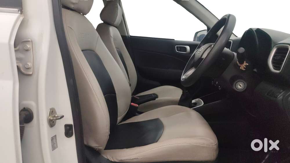 Hyundai Venue S, 2022, Petrol