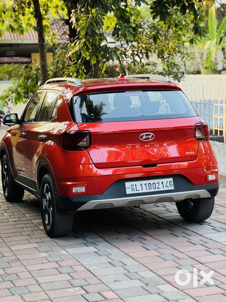 Hyundai Venue Sx+ At, 2019, Petrol