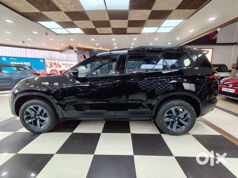 Tata Safari 2.0 Kryotec Xza Plus (o) 6s Red Dark Edition, 2023, Dies..