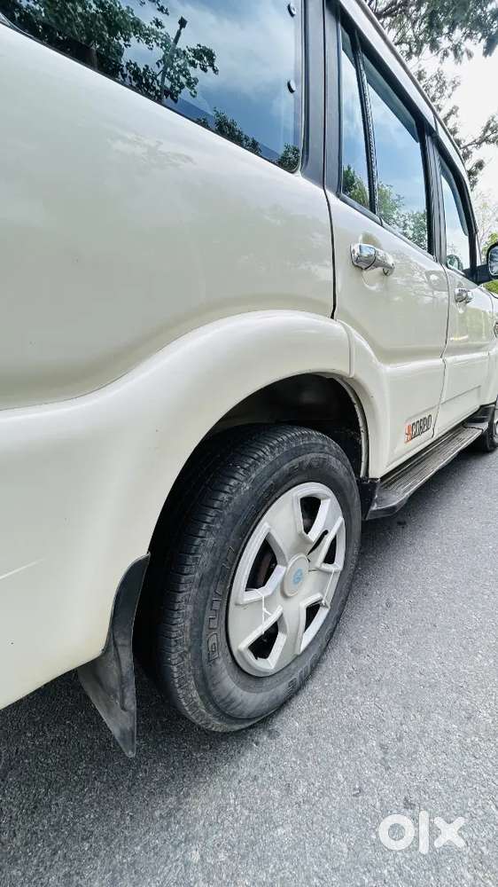 Mahindra Scorpio 2017 Diesel 100000 Km Driven