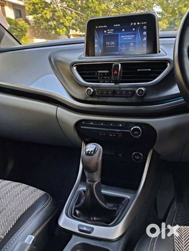Tata Altroz Xz, 2020, Petrol