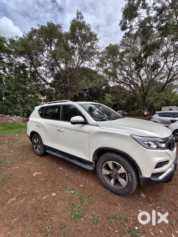 Mahindra Alturas G4 Diesel 2019