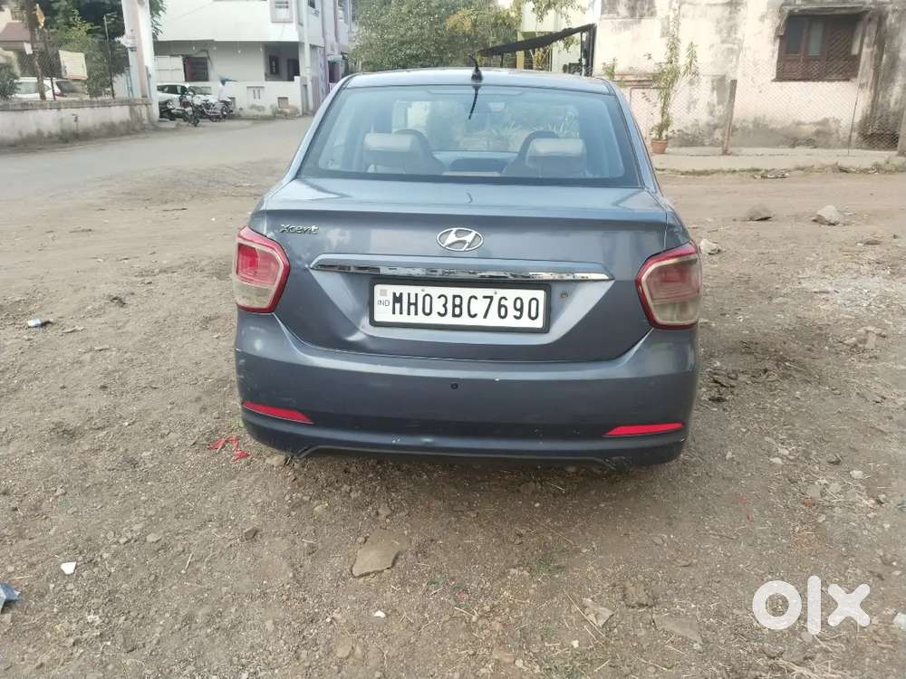 Hyundai Xcent 2016 Diesel Well Maintained