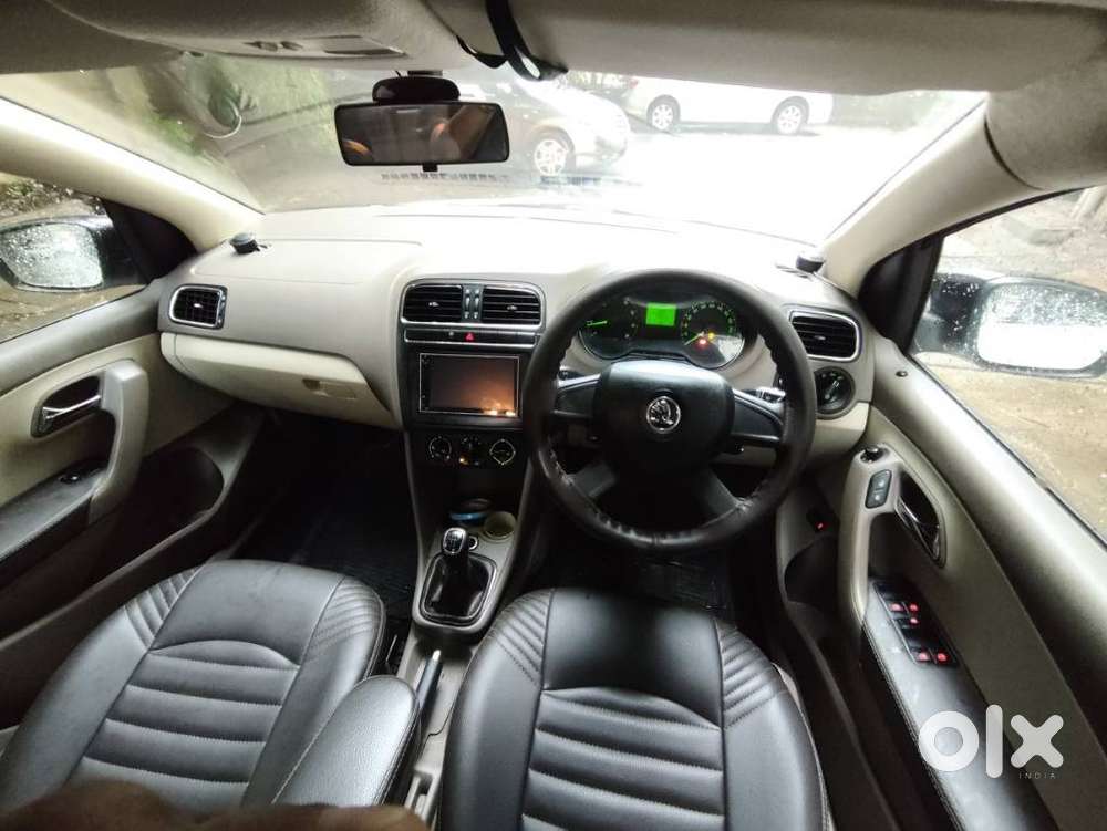 Skoda Rapid Leisure, 2013, Petrol