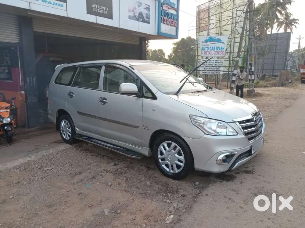 Toyota Innova 2012 Diesel 153000 Km