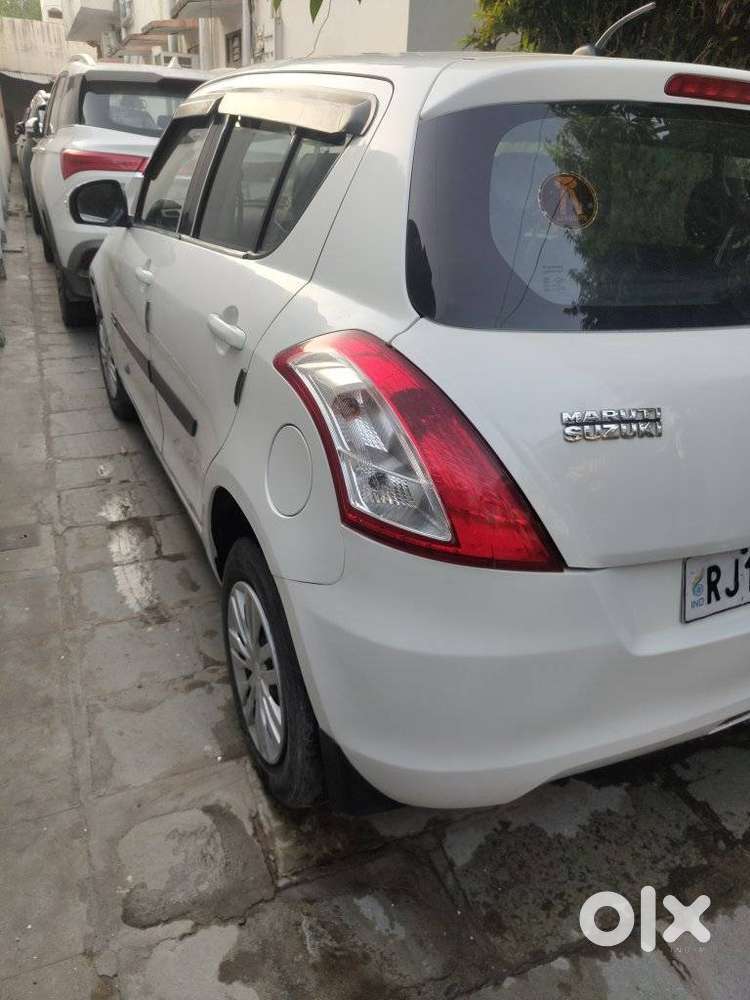 Maruti Suzuki Swift 1.2 Vxi (o), 2016, Petrol