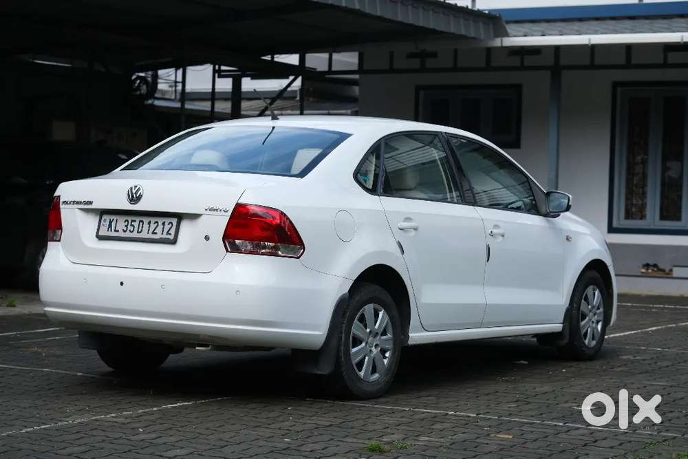 Volkswagen Vento 1.6l Petrol -  2012