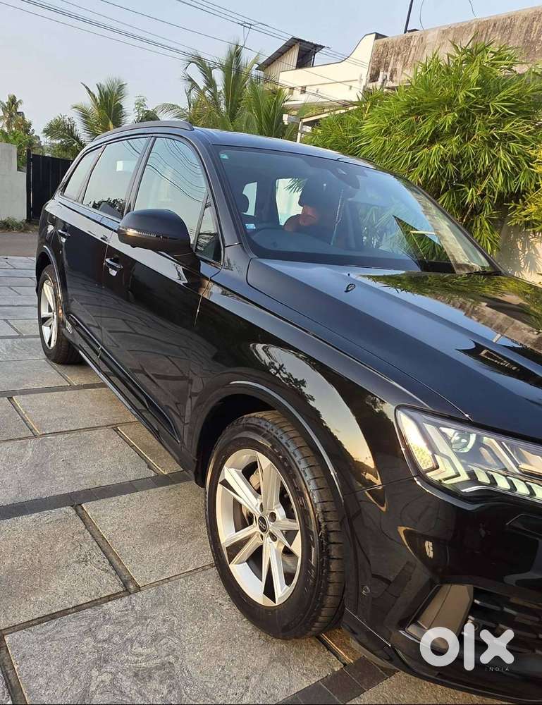 New Q7 Audi Bold Edition For Sale Show Room Condition