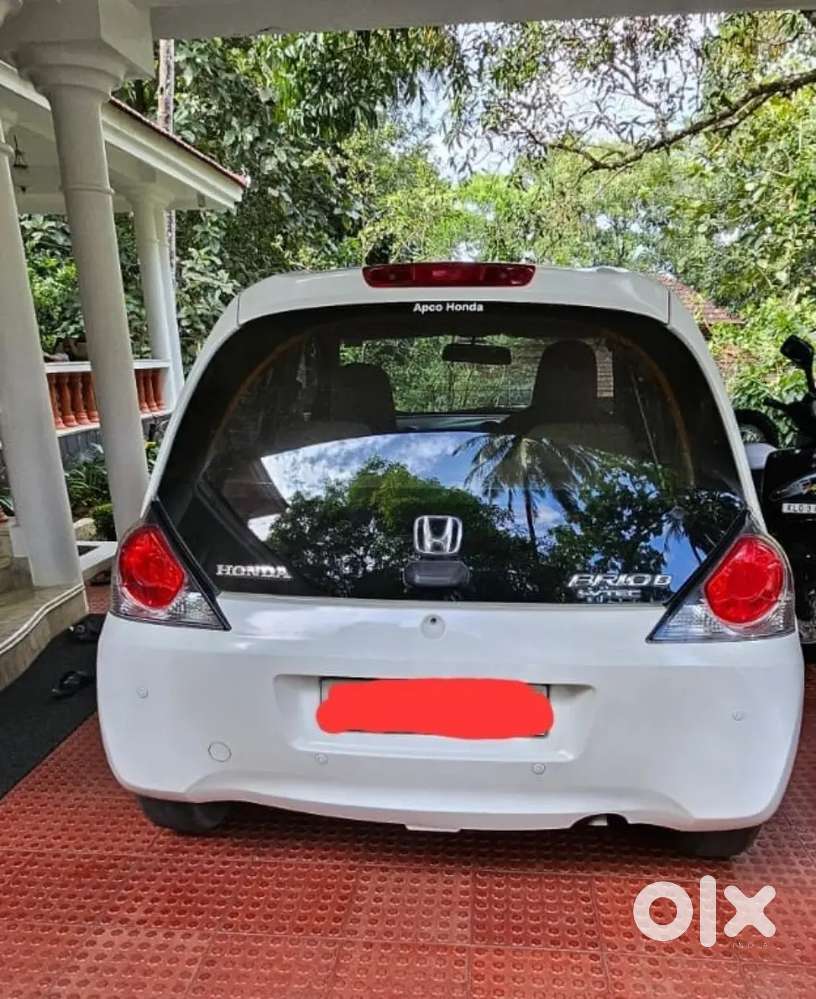 Honda Brio 2015 Petrol Well Maintained