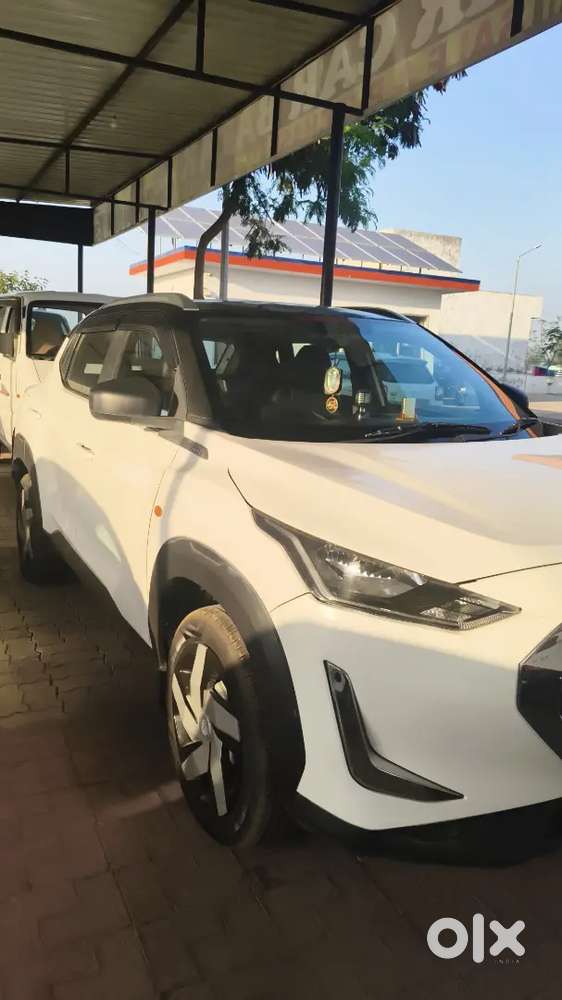 Nissan Magnite 2021 Cng & Hybrids 80000 Km Driven