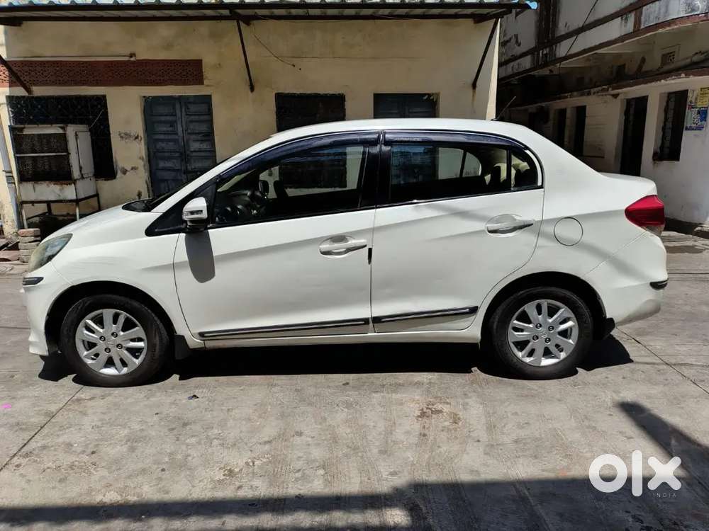 Honda Amaze Top Model, Superb Condition