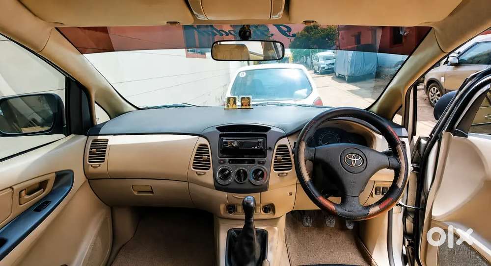 Toyota Innova 2.5 G1 2010