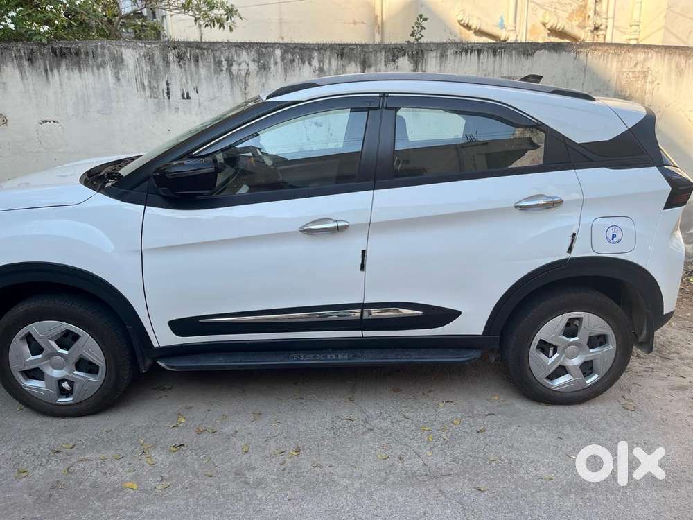 Tata Nexon Pure 1.2 S Revotron Petrol 6 Mt, 2024, Petrol