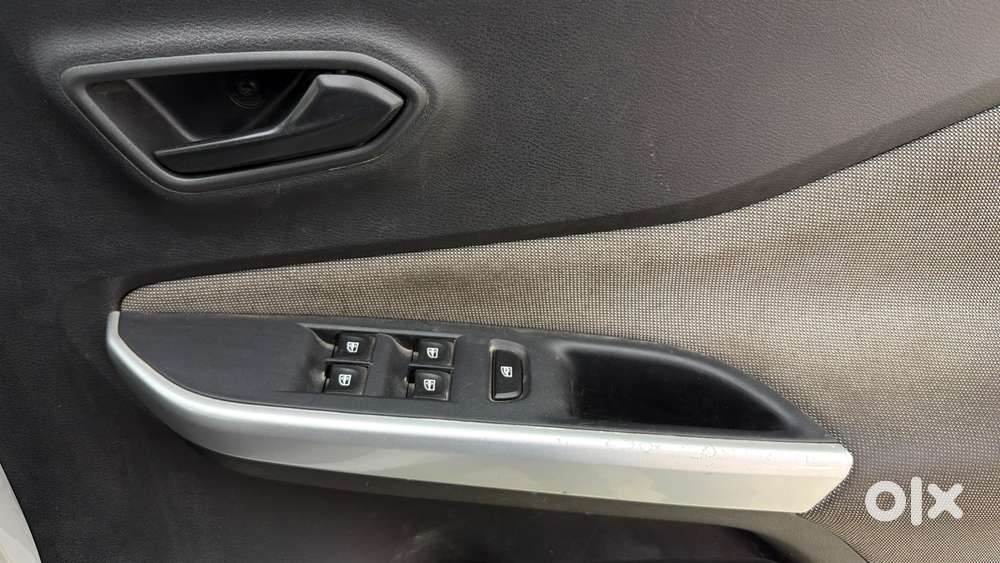 Nissan Magnite 1.0 Xe, 2022, Petrol