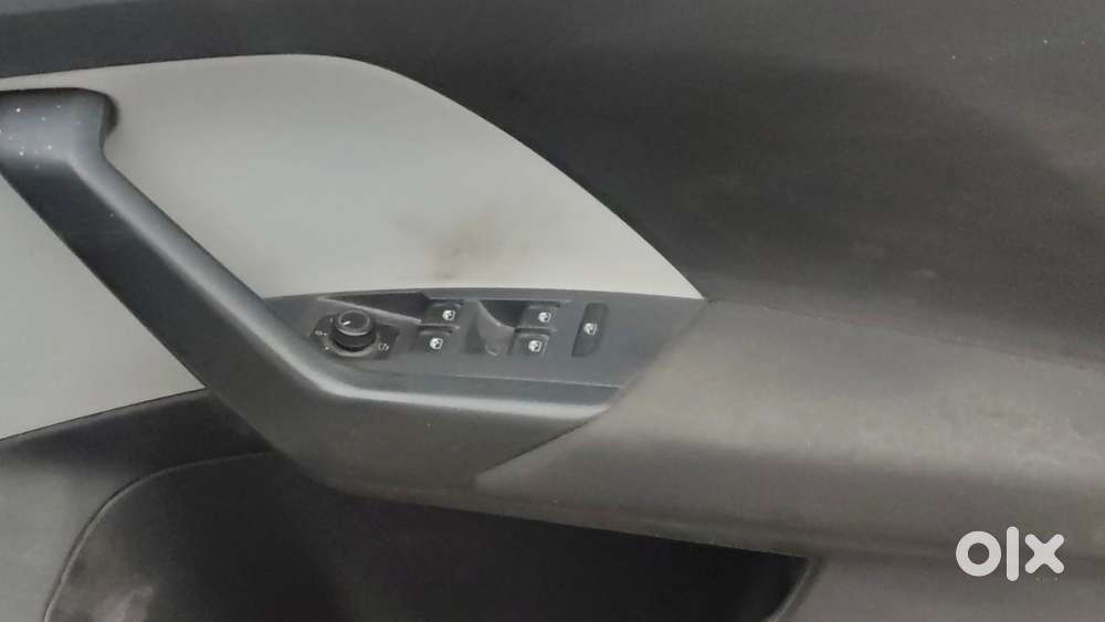 Skoda Kushaq 1.0 Ambition Classic Tsi At, 2023, Petrol