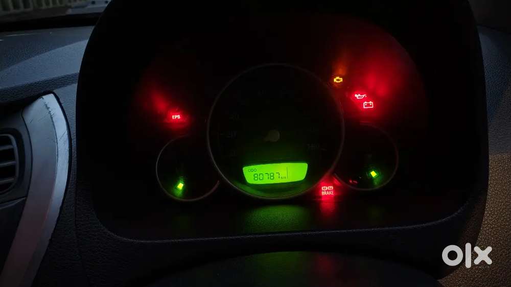 Hyundai Eon Magna Plus (2012)  Petrol + Cng  Mileage 32 Km/kg