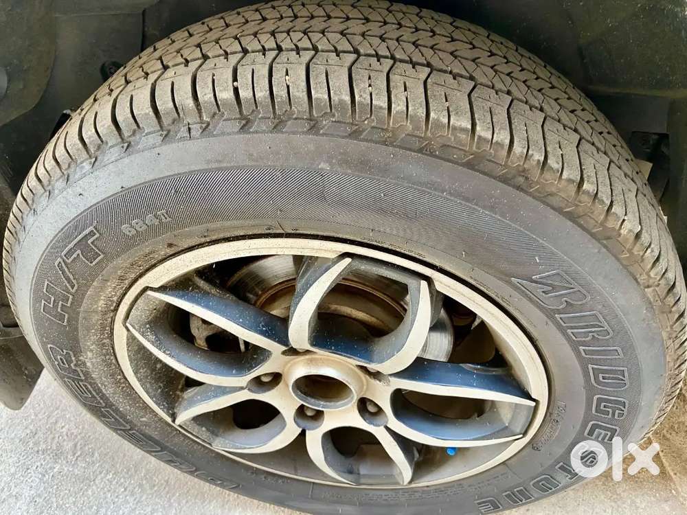 Xuv500 W10, Awd, 2nd Owner 90,000 Kms