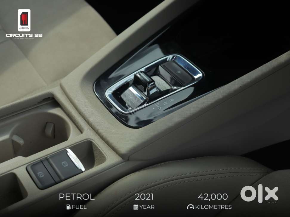Skoda Octavia 2.0 Style Tsi At, 2021, Petrol