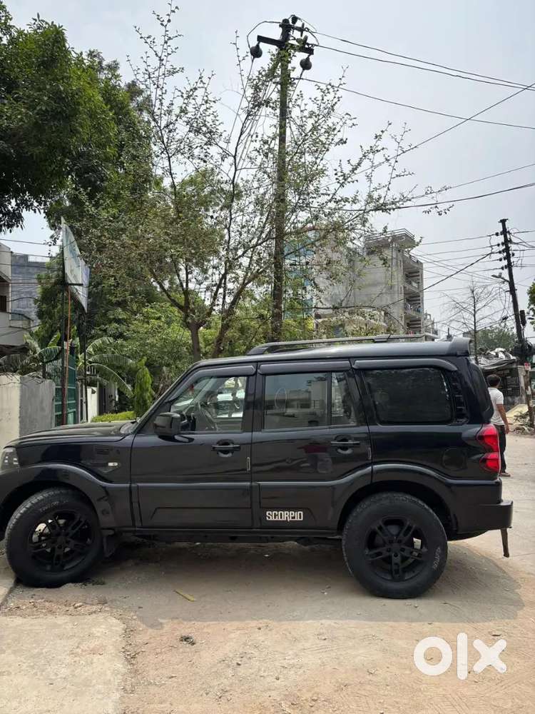 Mahindra Scorpio 2.2 S3 2019