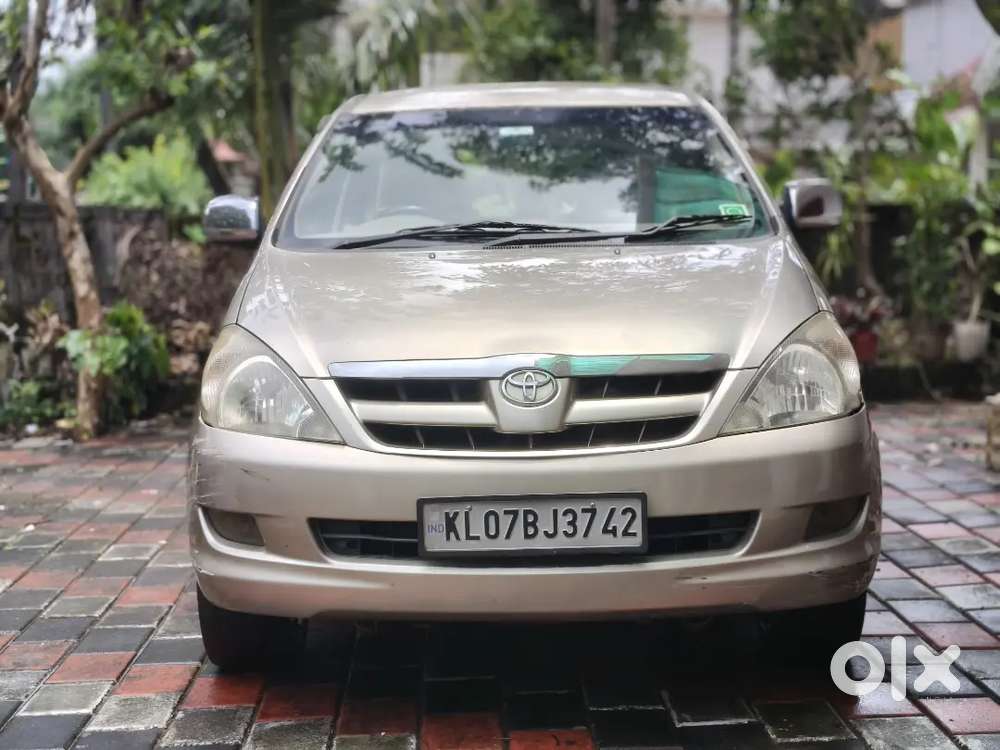 Toyota Innova 2.5 V 2008