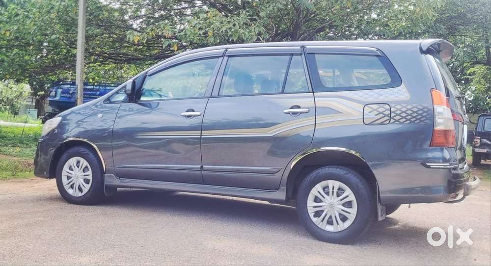 Toyota Innova 2.5 Gx 7 Str Bs-iii, 2015, Diesel