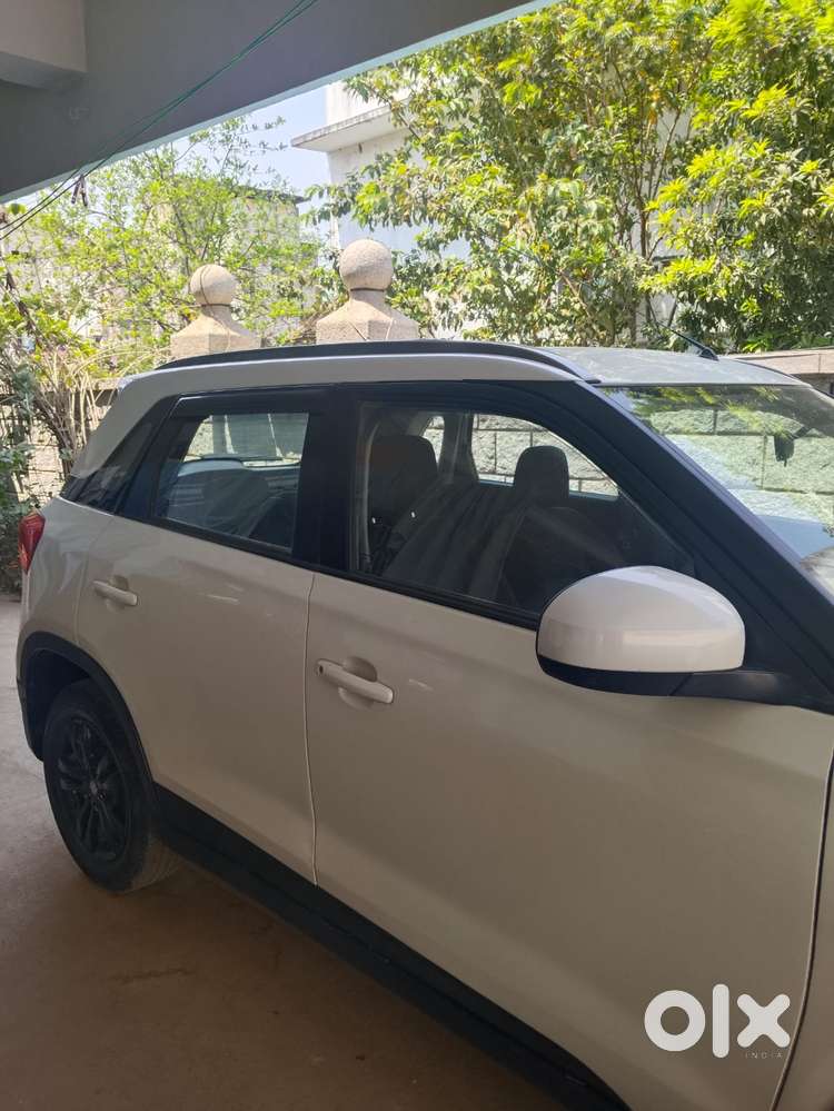 Maruti Suzuki Brezza 1.5 Zxi At Smart Hybrid, 2018, Diesel