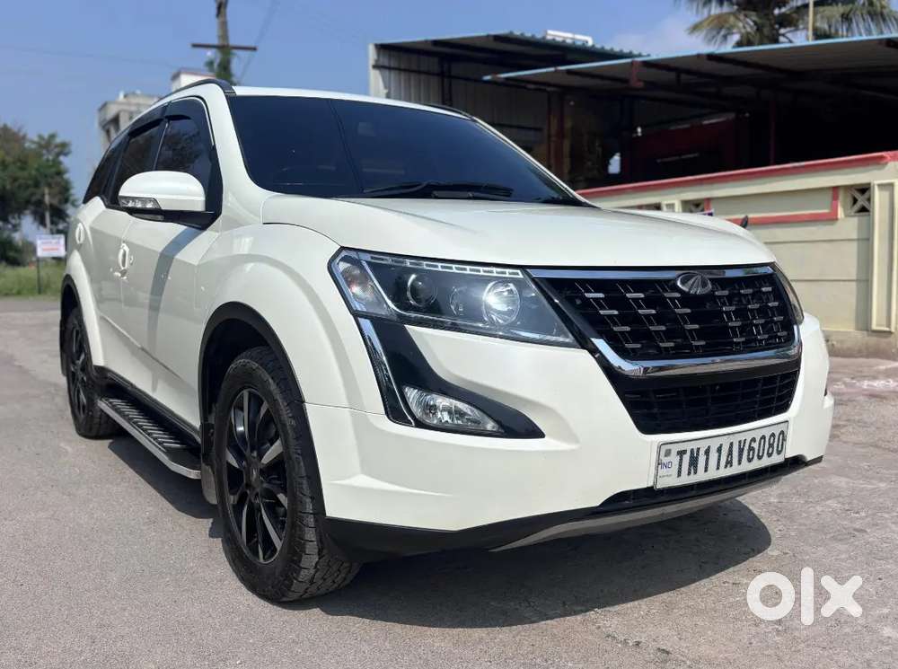 Mahindra
Xuv 500 W11