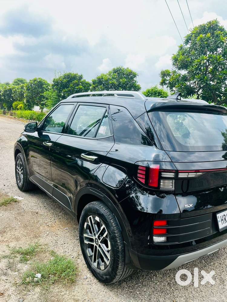 Hyundai Venue Diesel 2023 Top Model