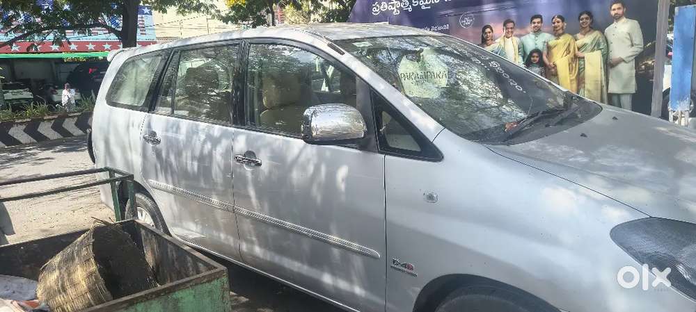 Toyota Innova 2010 Diesel 235000 Km Driven