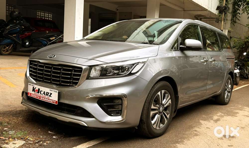 Kia Carnival Premium, 2022, Diesel