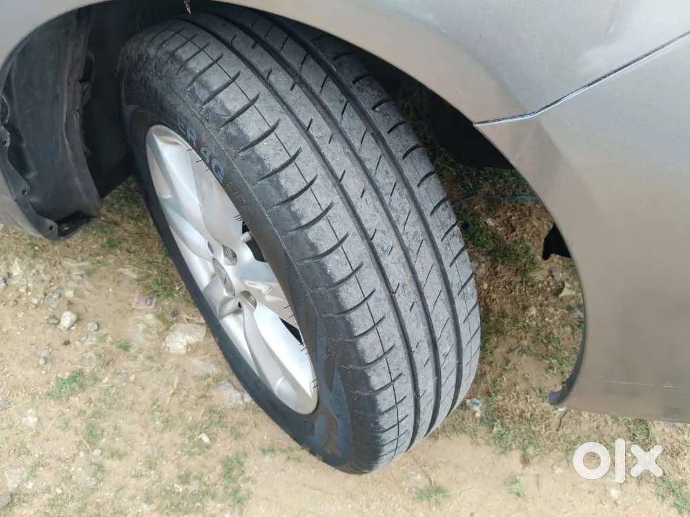 Nissan Sunny Edition 2013
