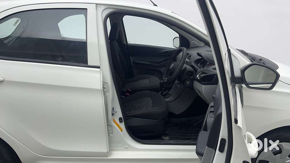 Tata Tiago 1.05 Revotorq Xt Option, 2023, Petrol