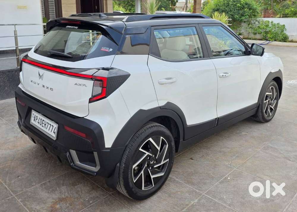 Mahindra Xuv 3xo Ax7l 1.2 Petrol At (pg), 2024, Petrol
