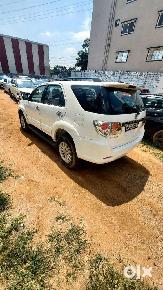 Toyota Fortuner 4x2 4 Speed At, 2012, Diesel