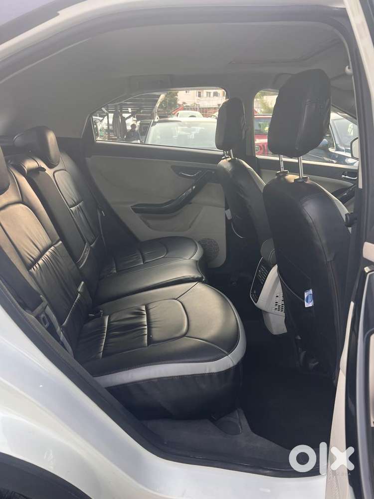 Tata Nexon Amt Xza Plus, 2021, Petrol