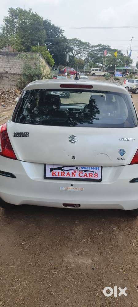 Maruti Suzuki Swift Vxi Abs Bsiv, 2016, Petrol