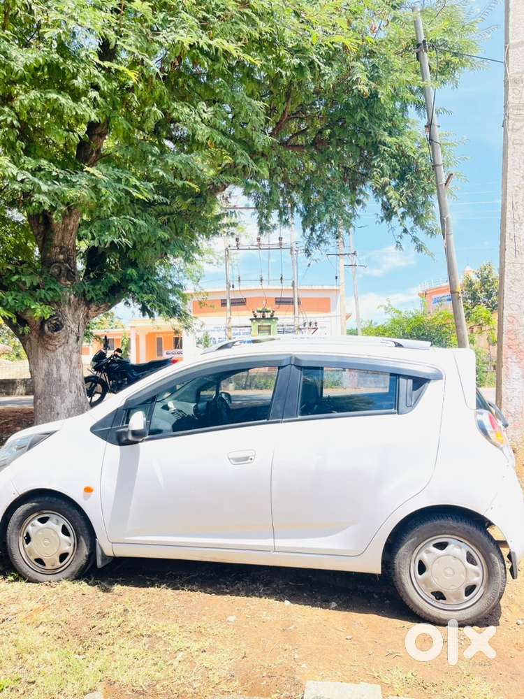 Chevrolet Beat Petrol 2011