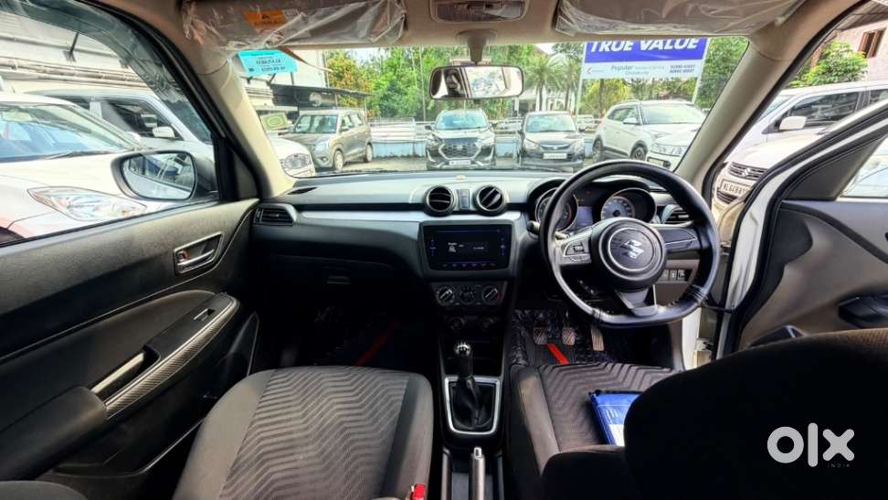 Maruti Suzuki Swift Vxi, 2023, Petrol