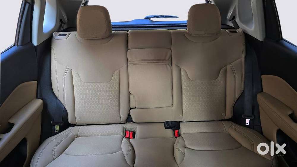 Jeep Compass 2.0 Longitude Option, 2019, Petrol