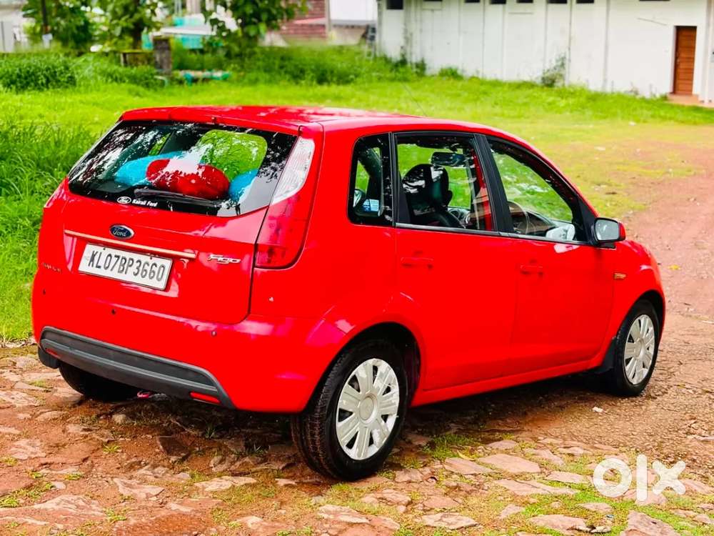 Ford Figo Petrol Titanium, 2010, Petrol
