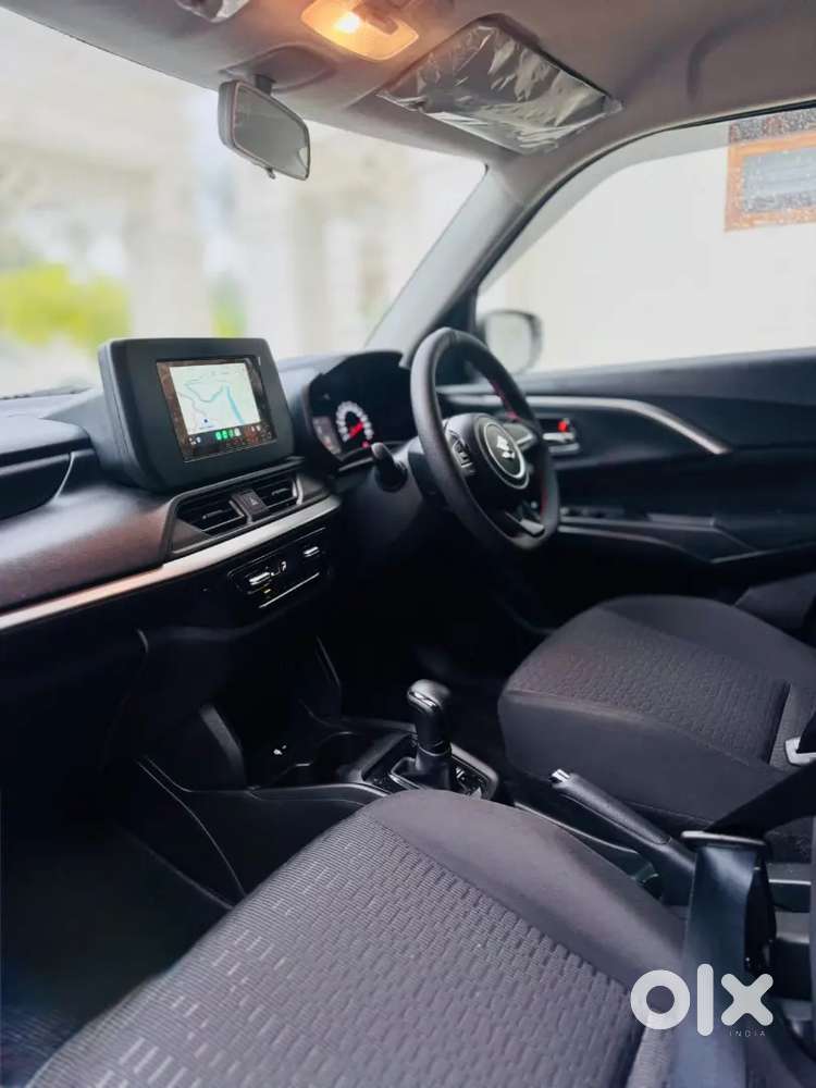 Swift Zxi Automatic Maruti Suzuki 2025 Petrol
