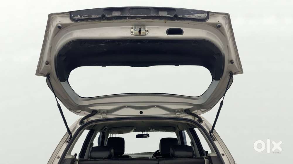 Maruti Suzuki Swift 1.2 Lxi (o), 2015, Petrol