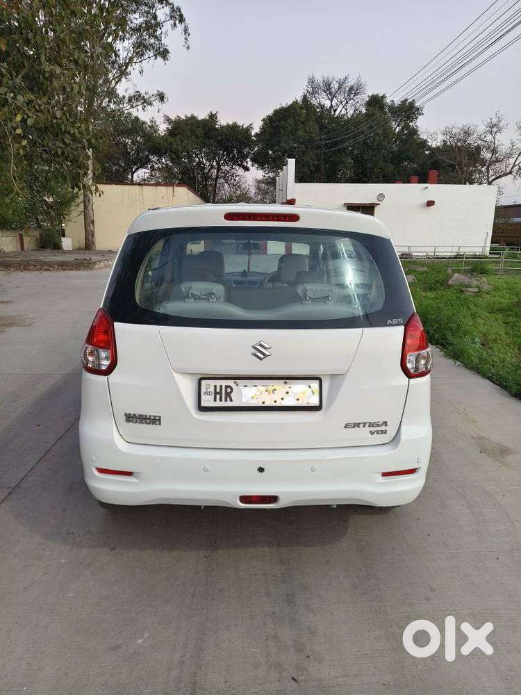 Maruti Suzuki Ertiga Vdi Shvs, 2012, Diesel