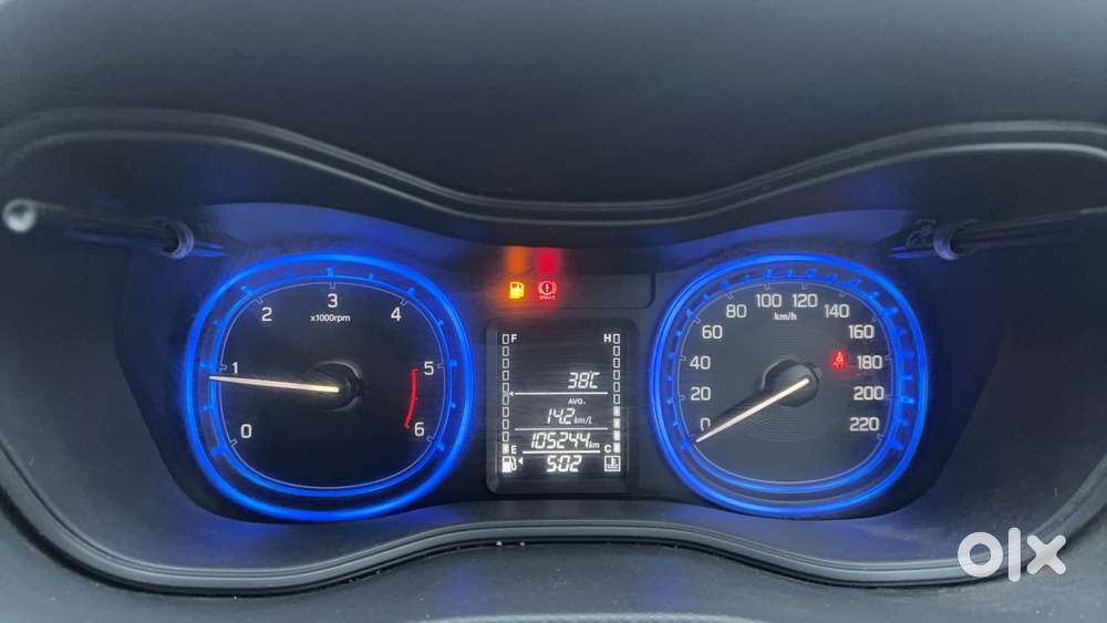 Maruti Suzuki Vitara Brezza Zdi+ Dual Tone Mt, 2017, Diesel