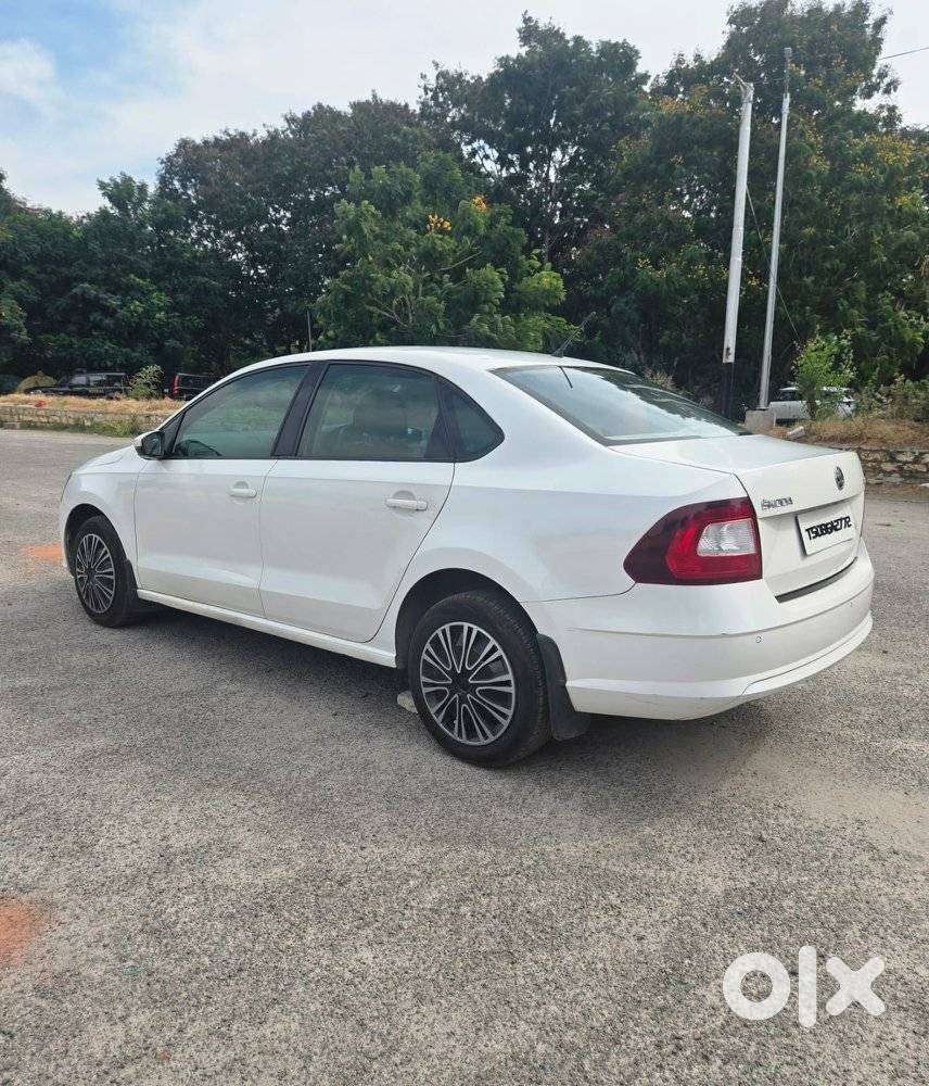 Skoda Rapid Tsi Active 1.0 Mt, 2021, Petrol