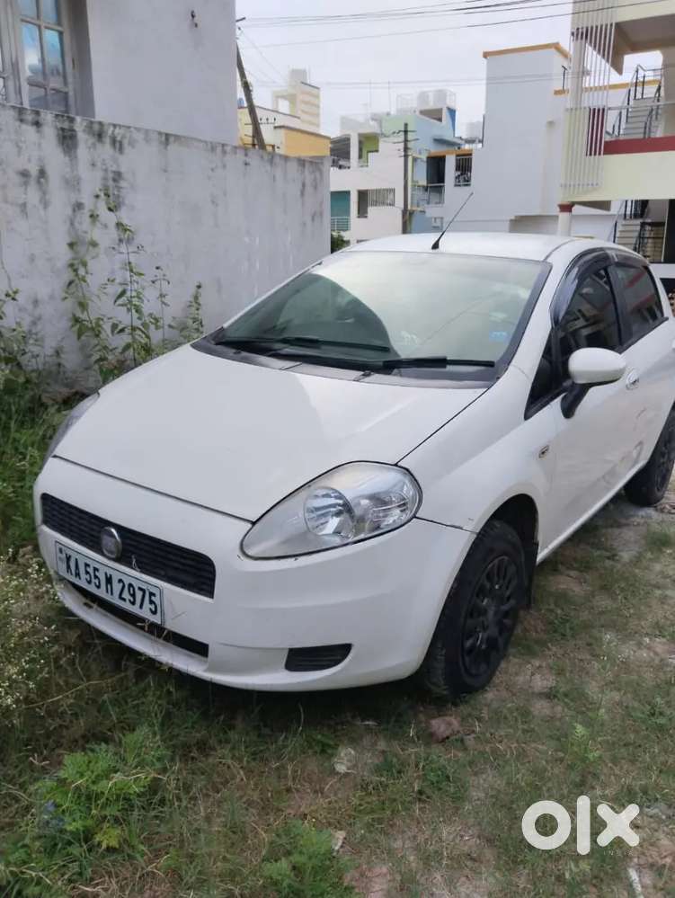 Fiat Grande Punto 2011 Diesel 90000 Km Driven