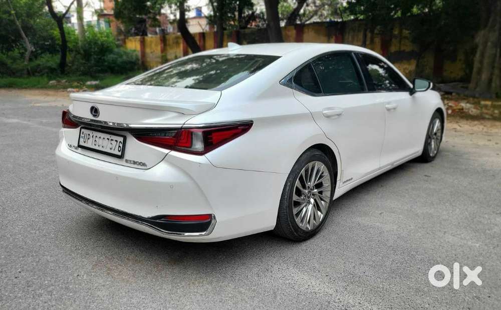 Lexus Es 300h, 2019