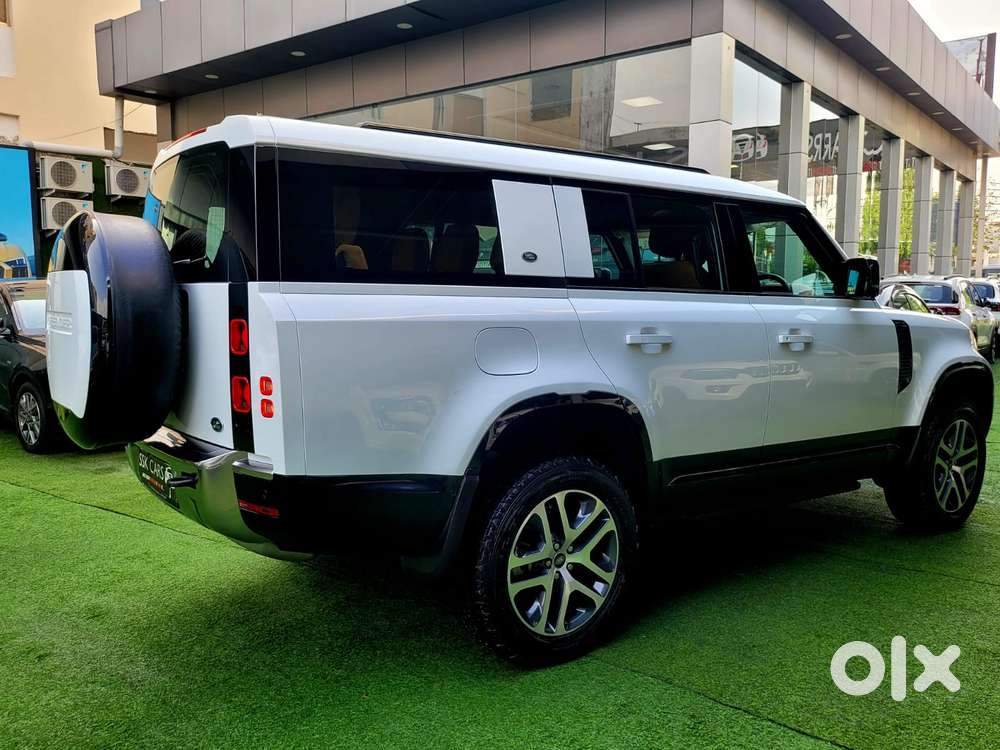 Land Rover Defender 3.0 L 130 Hse, 2023, Diesel