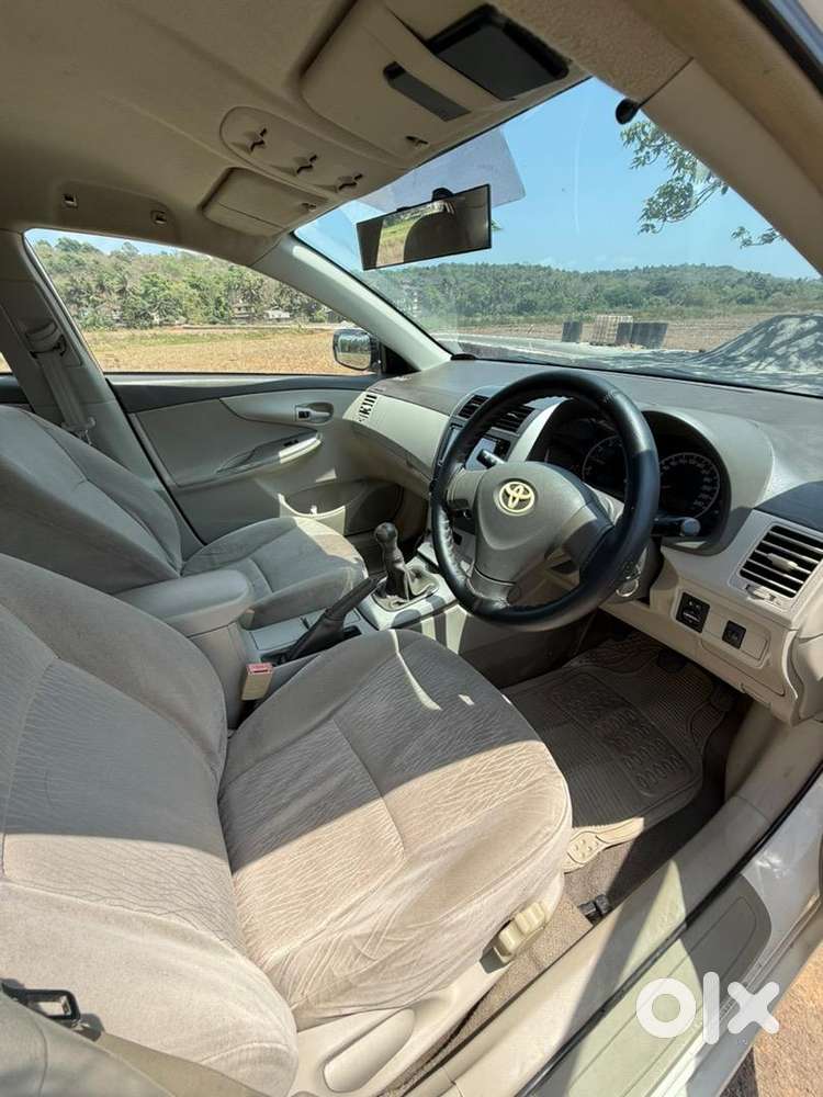 Toyota Corolla Altis 2009 Petrol Well Maintained