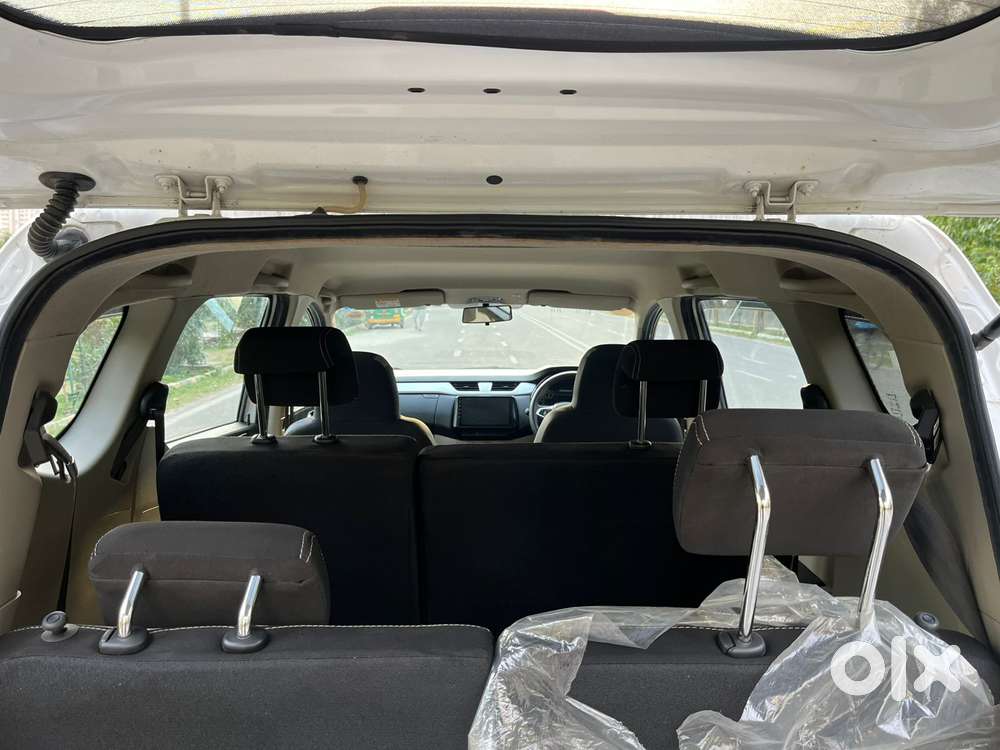 Renault Triber Rxz Easy-r Amt, 2021, Petrol